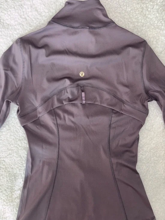 Lululemon Define Jacket Luon 🩶 Mauve Grey Gold Zip ✨ Size 4 NWT - Picture 2 of 5